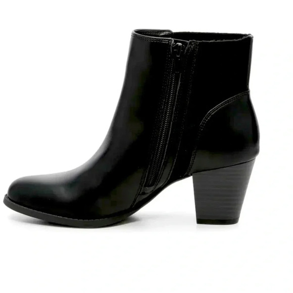 Kelly and Katie Jadona Bootie sleek design features mixed materials size 11M - Picture 5 of 15